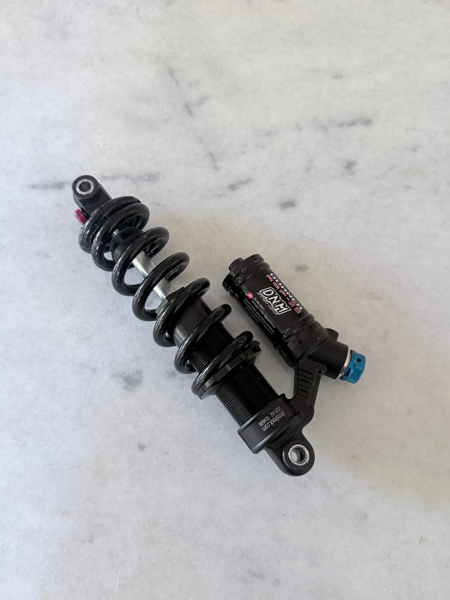 DnM Burner 220mm shock