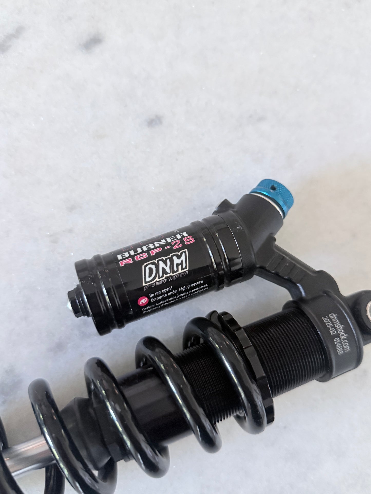 DnM Burner 220mm shock