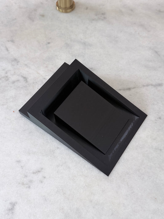 Razor battery wedge